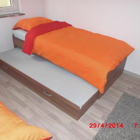 Frankfurt Airport & Fair Apartment Kelsterbach Esterno foto