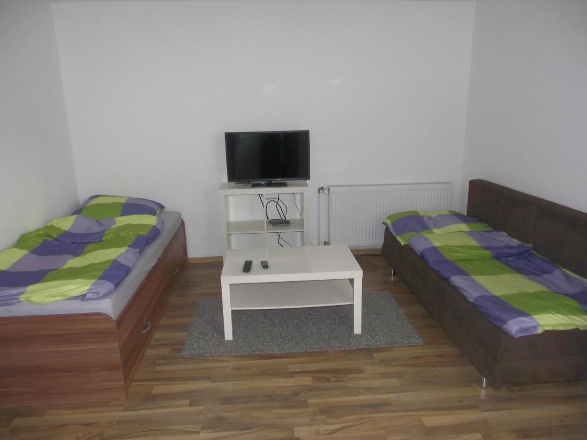 Frankfurt Airport & Fair Apartment Kelsterbach Camera foto